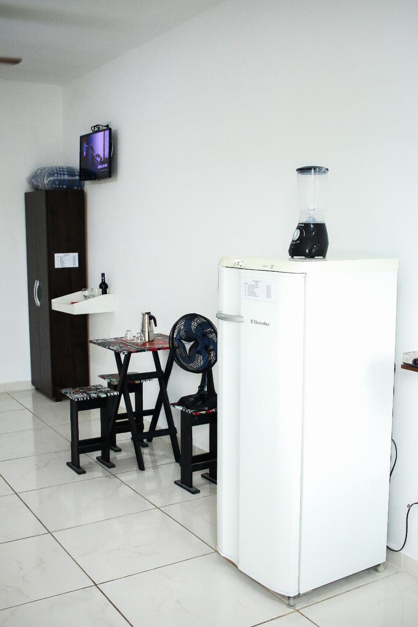 Апартаменты Loft05 Completo Ar Internet Garagem Prox Aparecida E Industrias Пиндамоньянгаба Экстерьер фото
